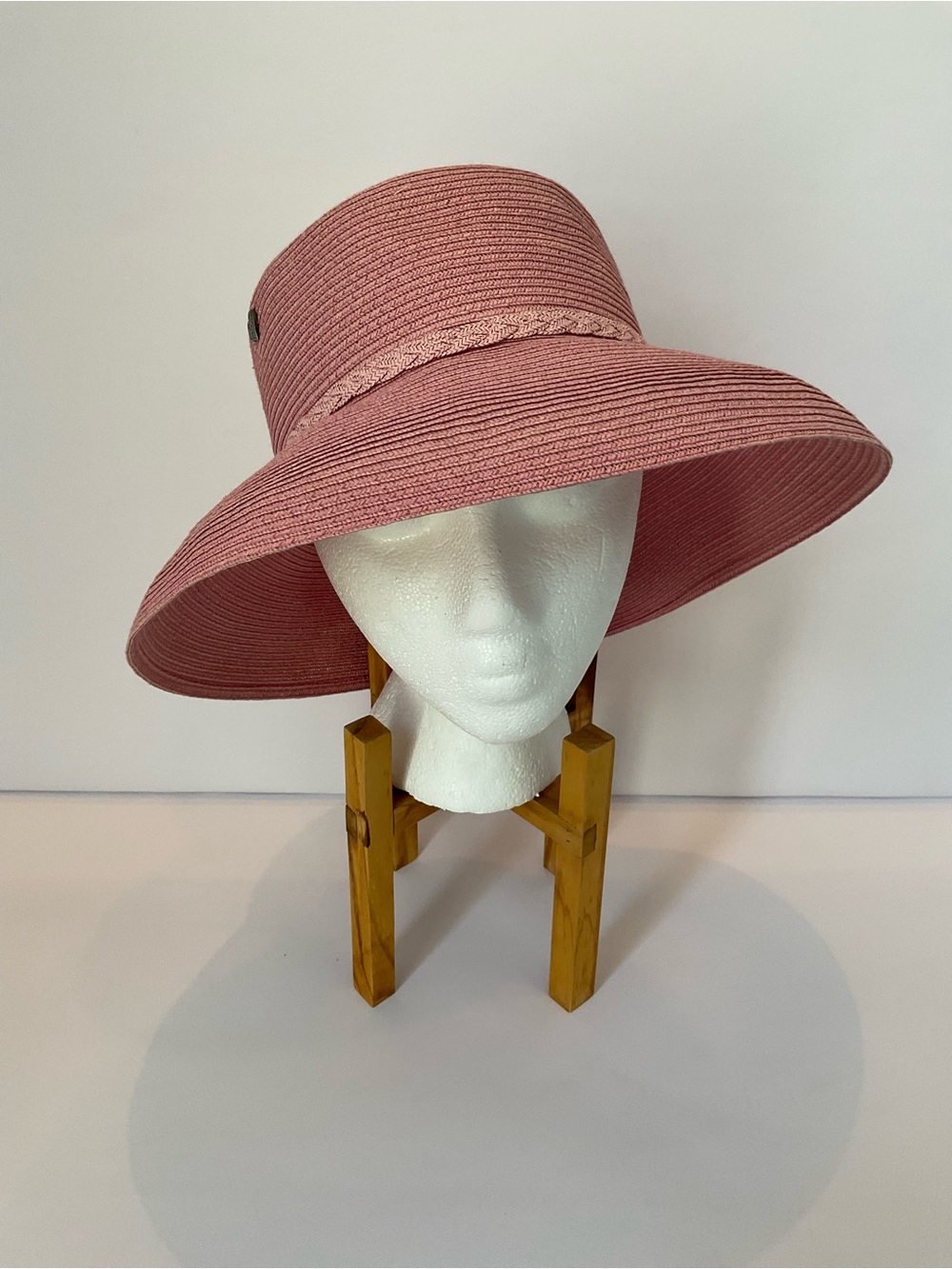 Kate Lord Packable Wide-Brim Bucket Sun Hat in Dusty Rose